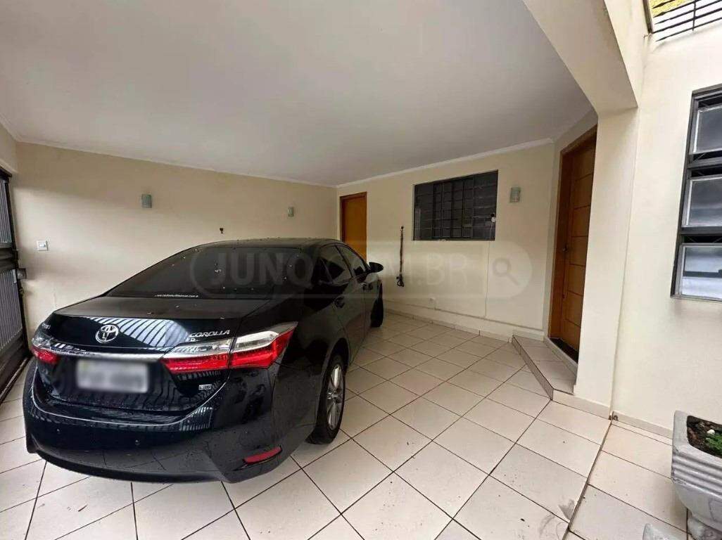 Casa à venda, 3 quartos, sendo 1 suíte, 2 vagas, no bairro Vila Monteiro em Piracicaba - SP