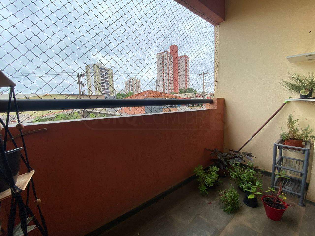 Apartamento à venda no Edifício Barcelona, 3 quartos, sendo 1 suíte, 1 vaga, no bairro Cidade Alta em Piracicaba - SP