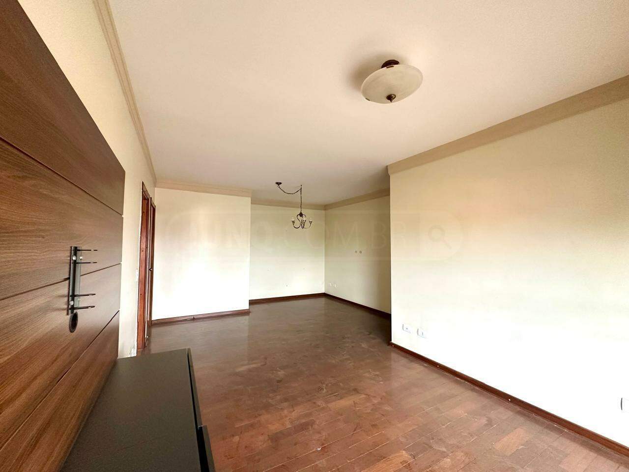 Apartamento à venda no Villa Castelli, 3 quartos, sendo 1 suíte, 2 vagas, no bairro Paulista em Piracicaba - SP