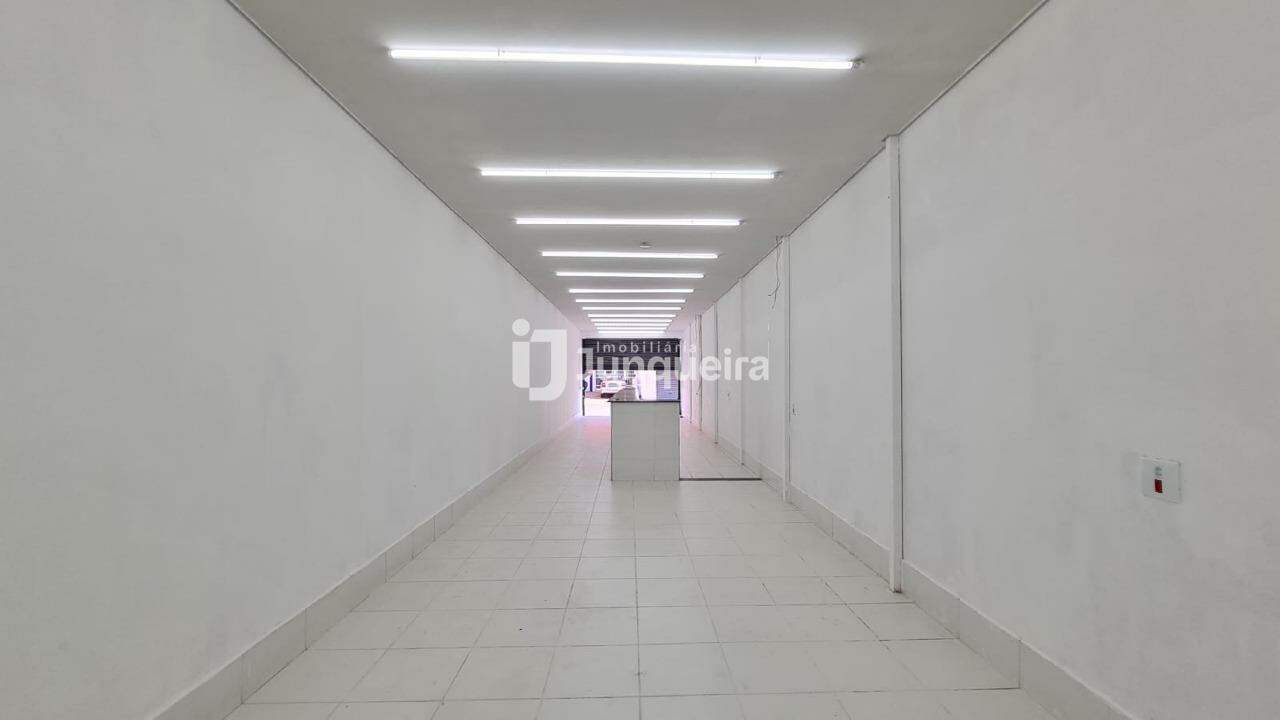 Salão para alugar, no bairro Centro em Piracicaba - SP