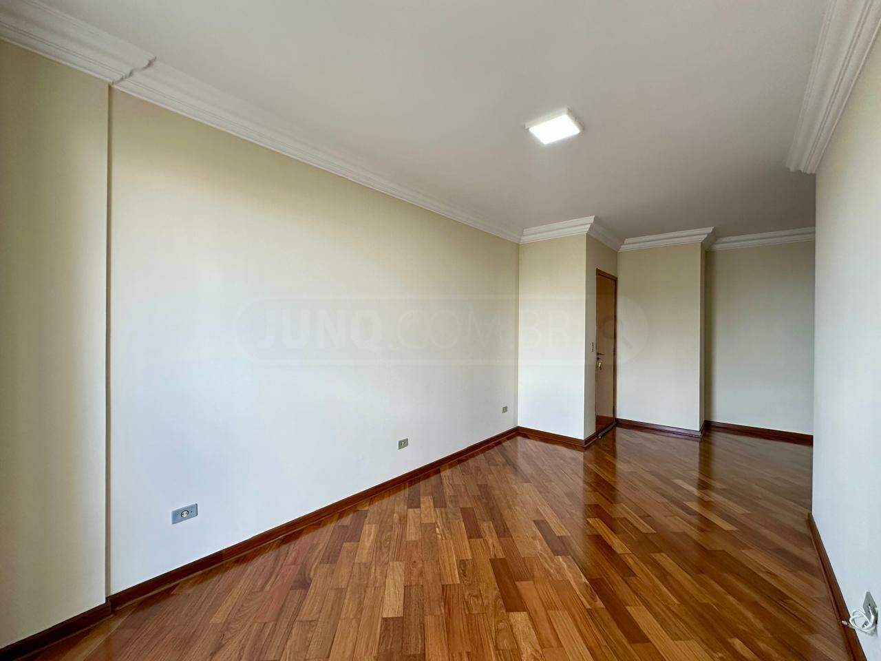 Apartamento à venda no Ibiza, 3 quartos, sendo 1 suíte, 2 vagas, no bairro Nova América em Piracicaba - SP