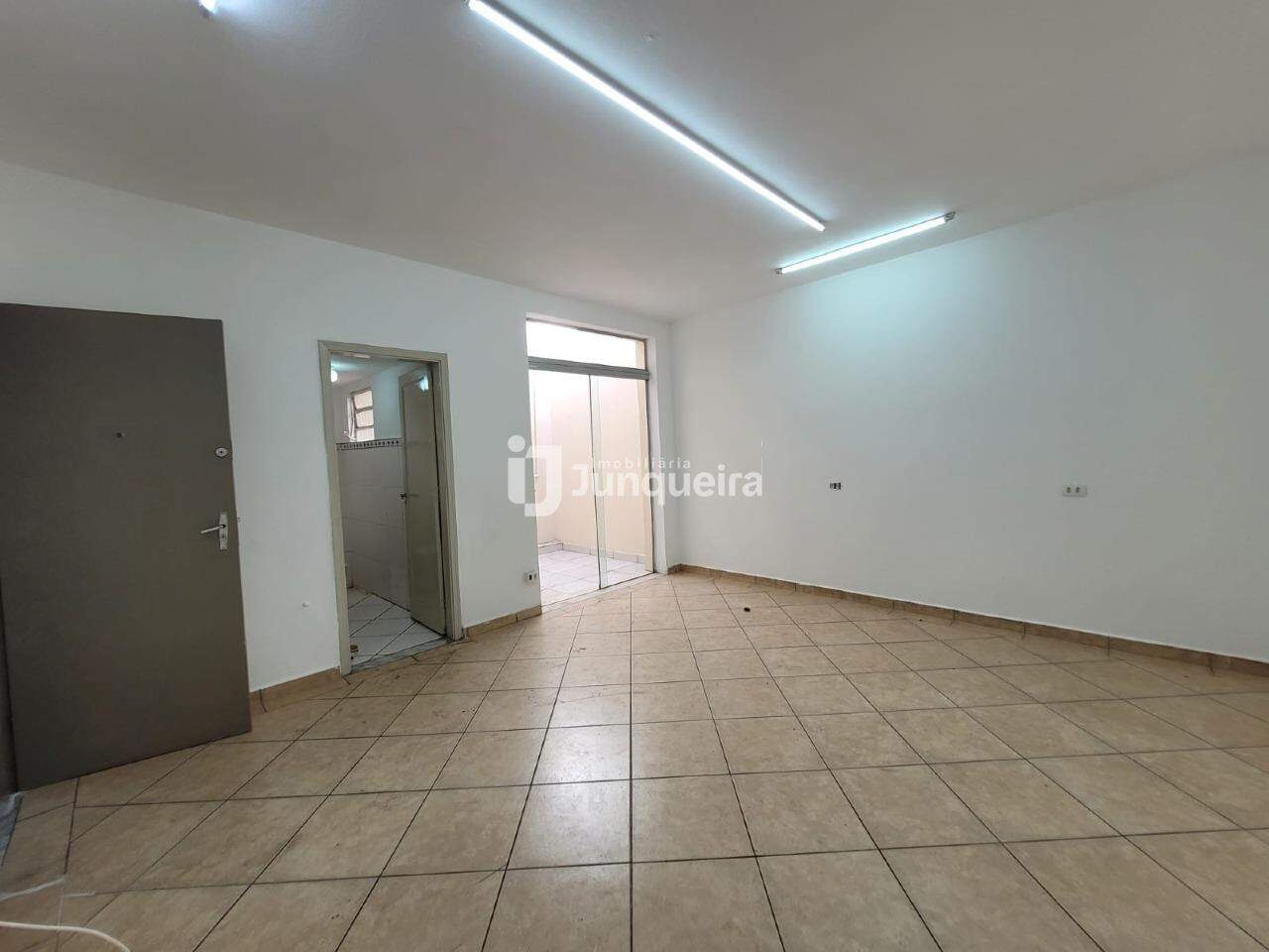 Sala Comercial para alugar, no bairro Centro em Piracicaba - SP