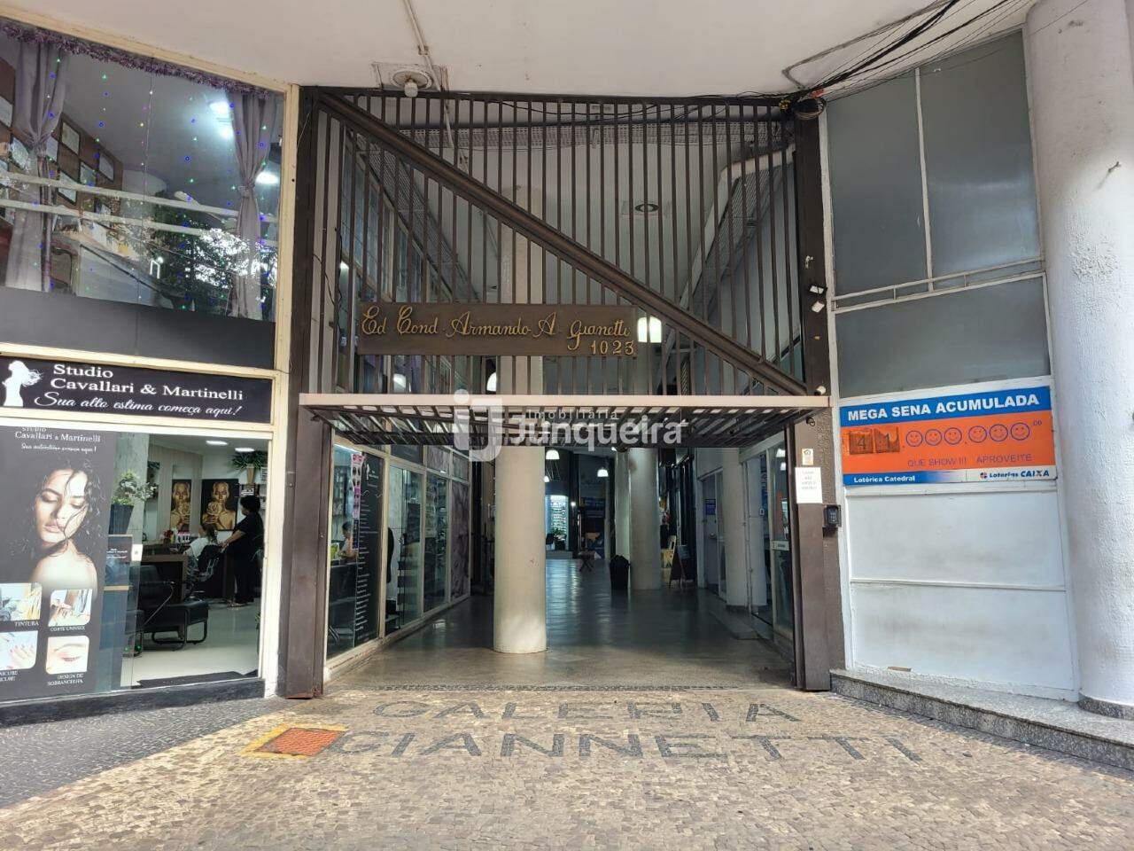 Sala Comercial para alugar, no bairro Centro em Piracicaba - SP