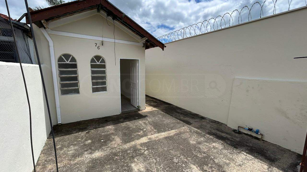 Casa para alugar, 1 quarto, 1 vaga, no bairro Santa Terezinha em Piracicaba - SP