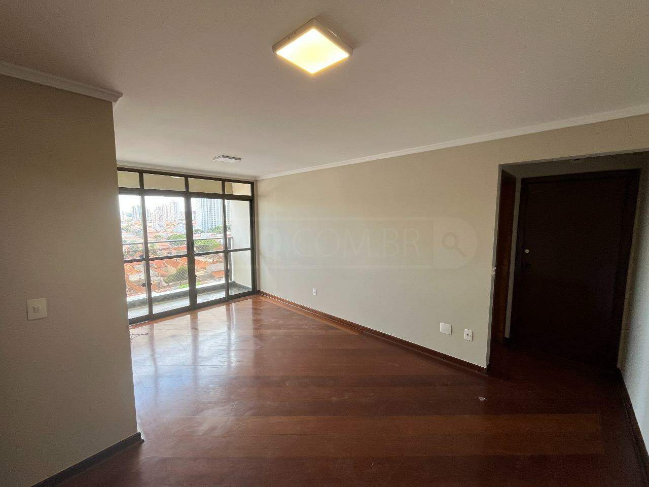 Apartamento à venda no Cabreúva, 2 quartos, sendo 1 suíte, 1 vaga, no bairro Cidade Alta em Piracicaba - SP