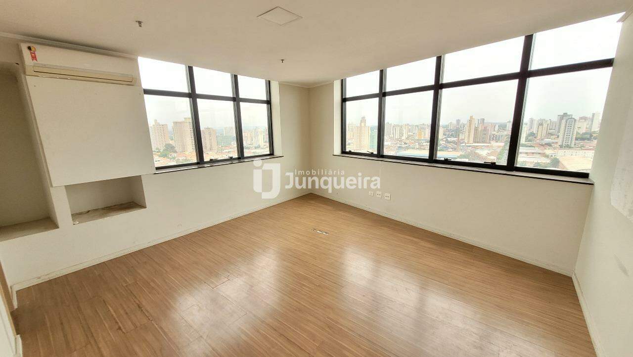 Sala Comercial para alugar, 1 vaga, no bairro Cidade Alta em Piracicaba - SP