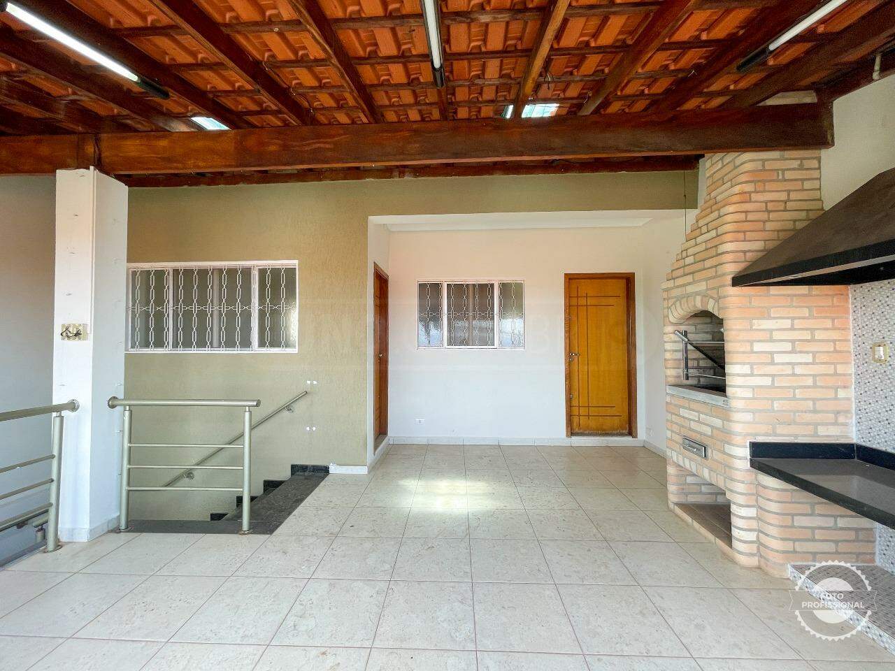 Casa à venda, 3 quartos, sendo 1 suíte, 2 vagas, no bairro Terra Rica III em Piracicaba - SP