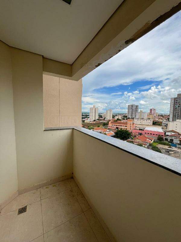 Apartamento à venda no Ravenna, 2 quartos, sendo 1 suíte, 2 vagas, no bairro Nova América em Piracicaba - SP