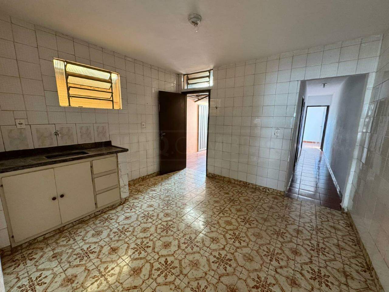 Casa à venda, 2 quartos, 2 vagas, no bairro Castelinho em Piracicaba - SP