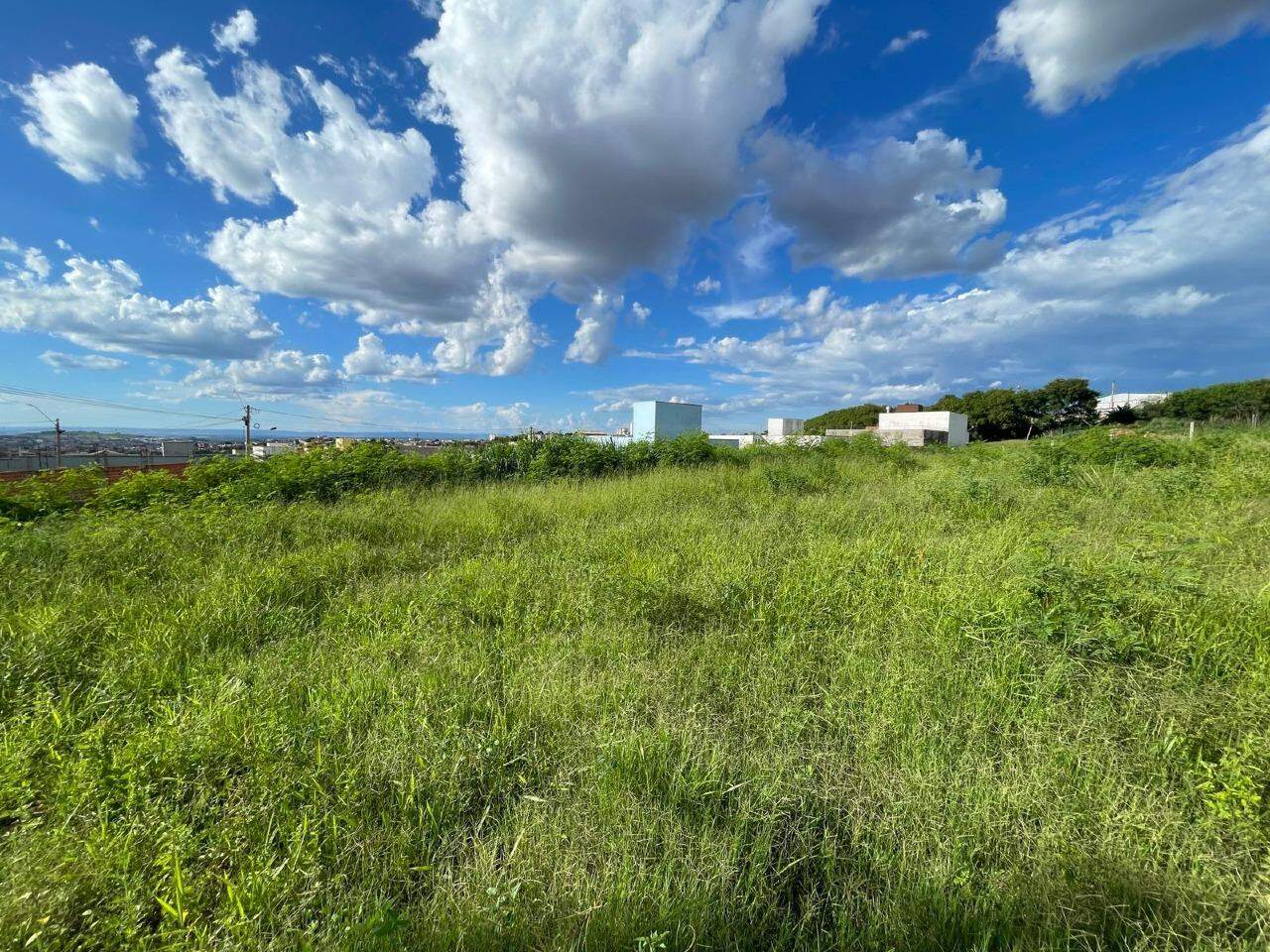 Terreno à venda, no bairro Terra Azul em Piracicaba - SP