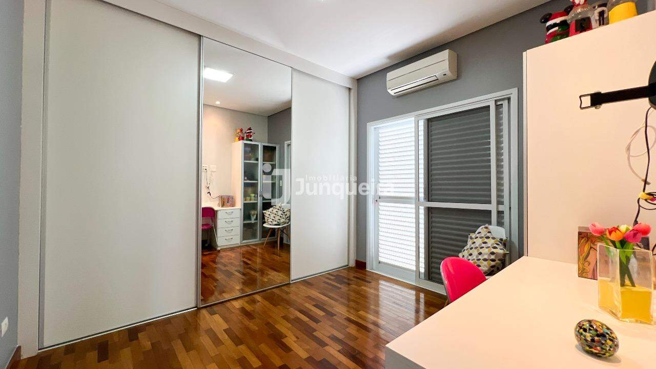 Casa em Condomínio à venda no Reserva do Engenho , 4 quartos, sendo 4 suítes, 6 vagas, no bairro Reserva do Engenho em Piracicaba - SP