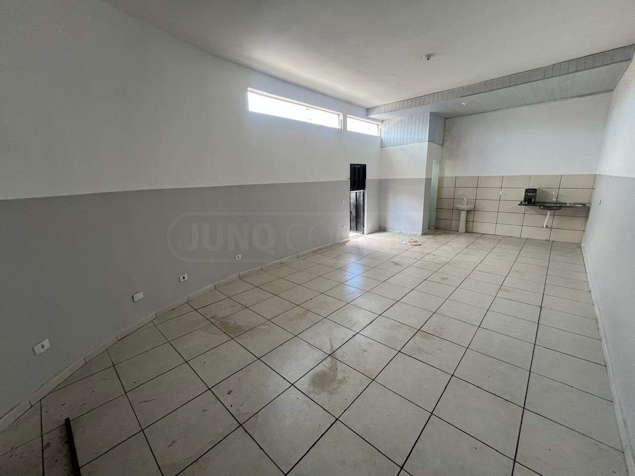 Salão para alugar, no bairro Jardim Oriente em Piracicaba - SP
