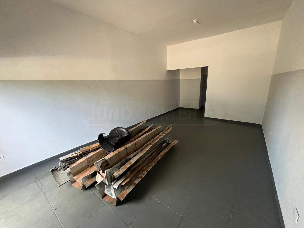 Salão para alugar, no bairro Jardim Oriente em Piracicaba - SP