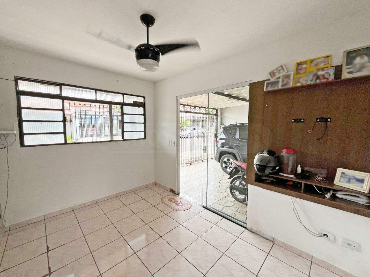 Casa à venda, 3 quartos, 2 vagas, no bairro Santa Terezinha em Piracicaba - SP