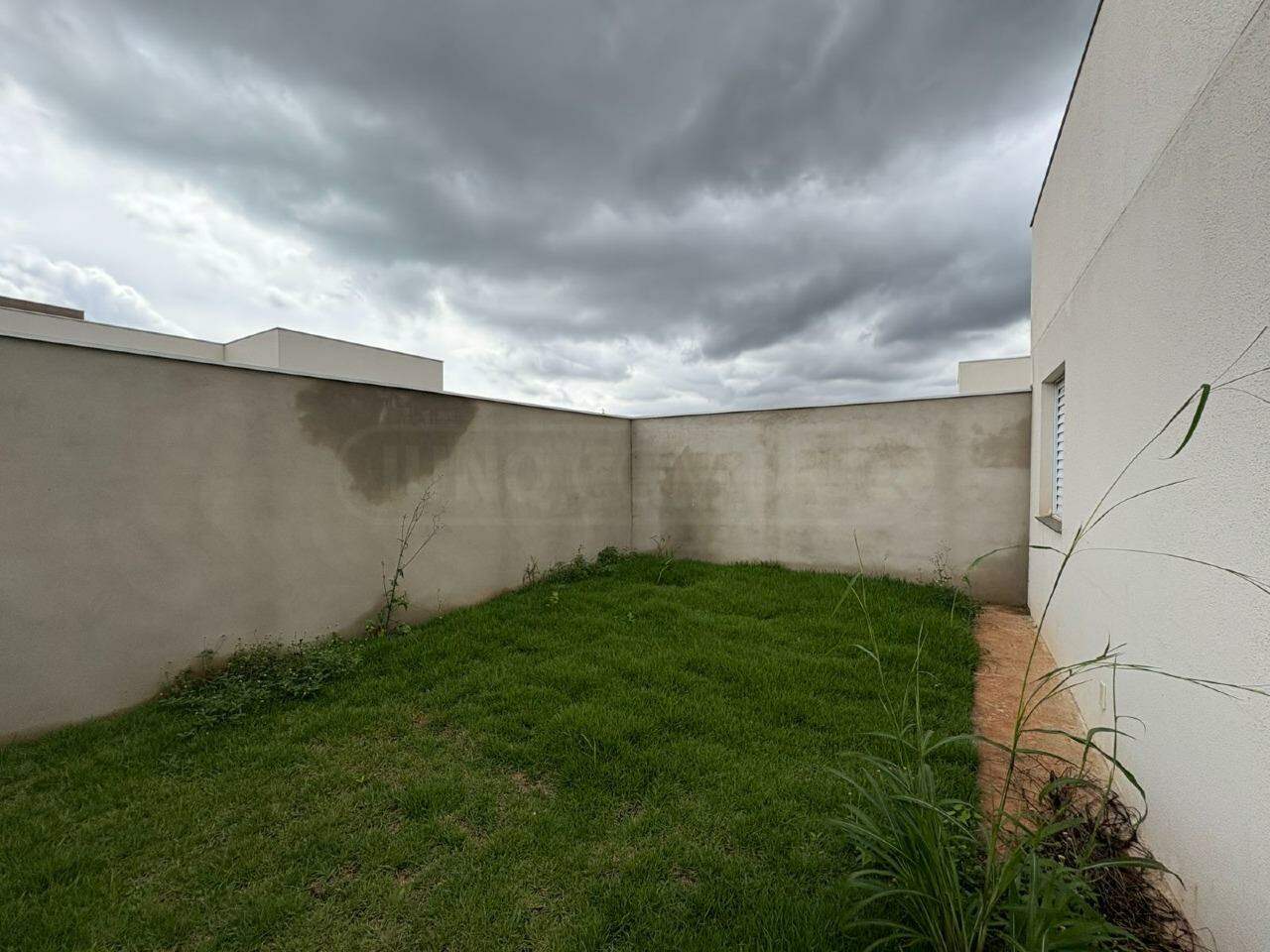 Casa em Condomínio à venda no Reserva Taquaral I, 2 quartos, sendo 2 suítes, 1 vaga, no bairro Cidade Judiciária em Piracicaba - SP