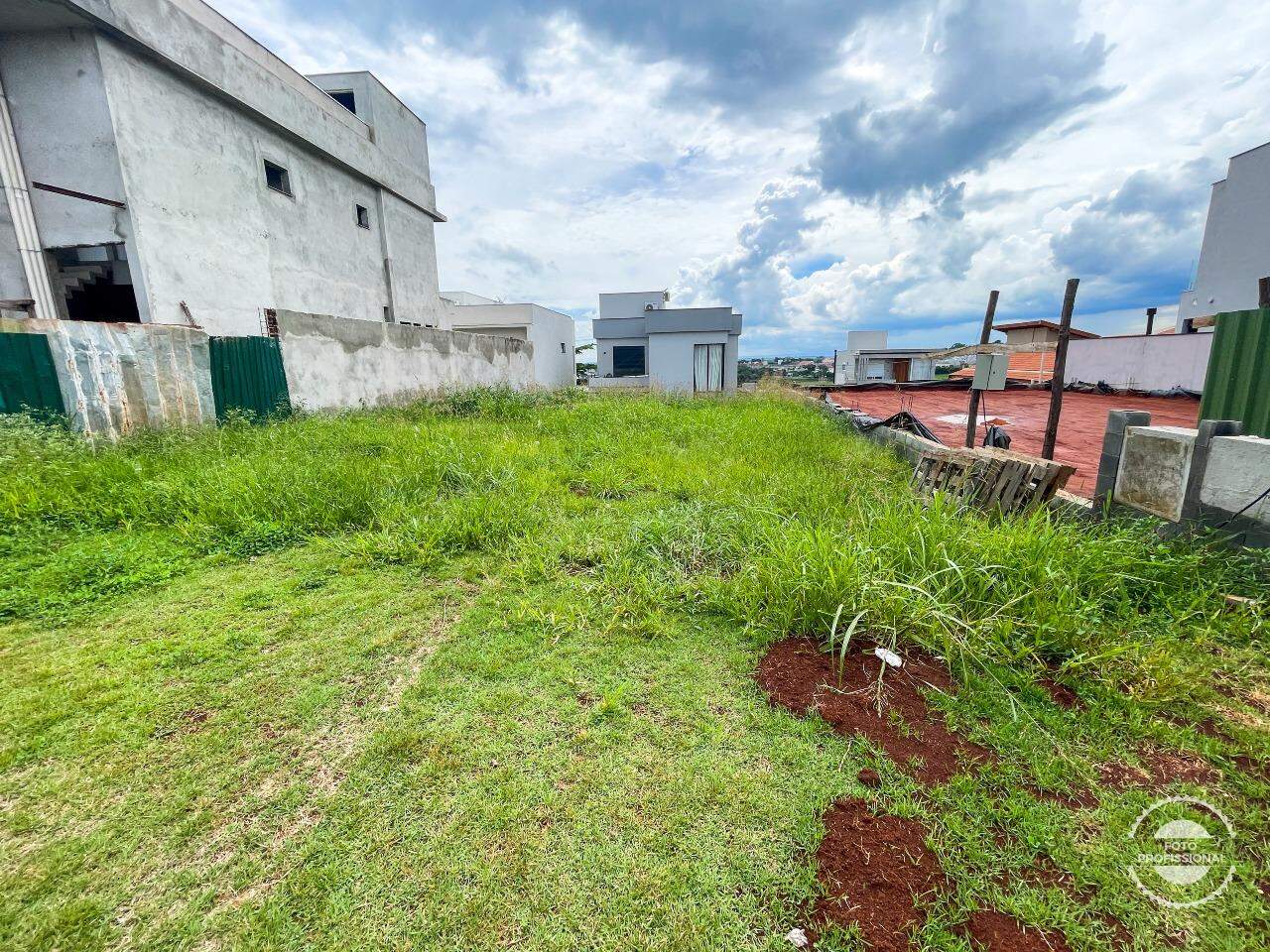 Terreno em Condomínio à venda no Villa Bela Vista, no bairro Santa Rosa em Piracicaba - SP