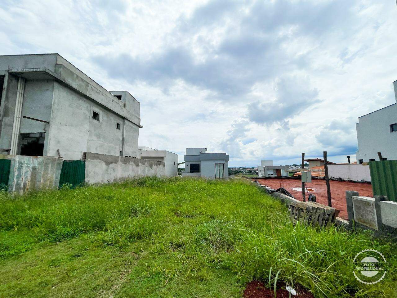 Terreno em Condomínio à venda no Villa Bela Vista, no bairro Santa Rosa em Piracicaba - SP