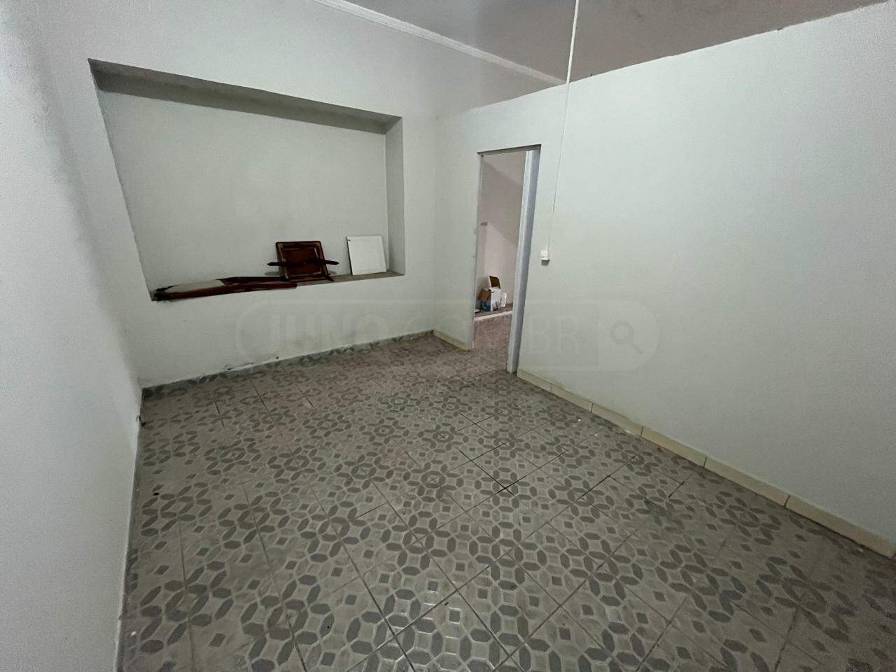 Casa para alugar, 4 quartos, sendo 2 suítes, 2 vagas, no bairro Jardim Elite em Piracicaba - SP