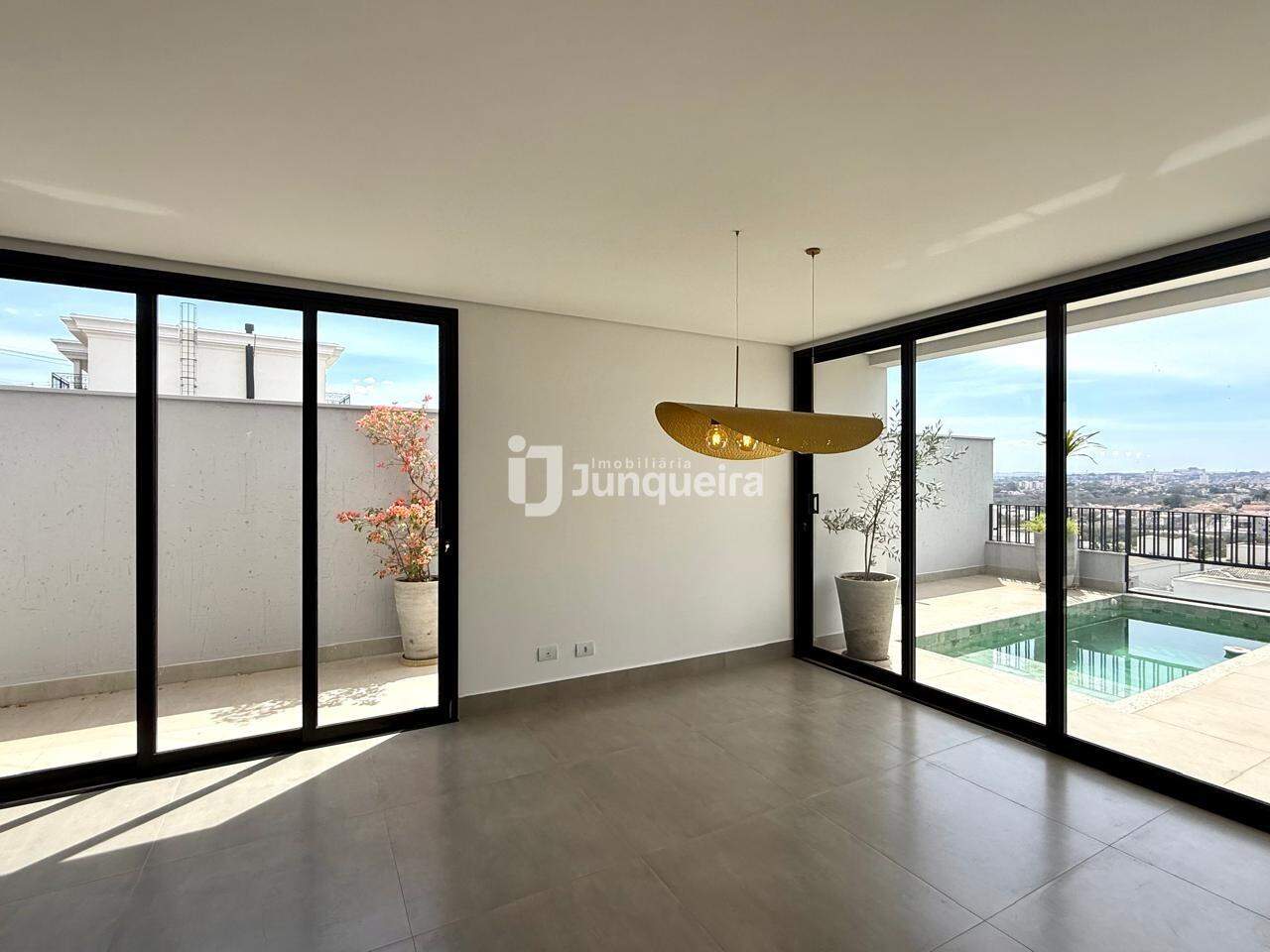 Casa em Condomínio à venda no Reserva do Engenho , 3 quartos, sendo 3 suítes, 4 vagas, no bairro Reserva do Engenho em Piracicaba - SP