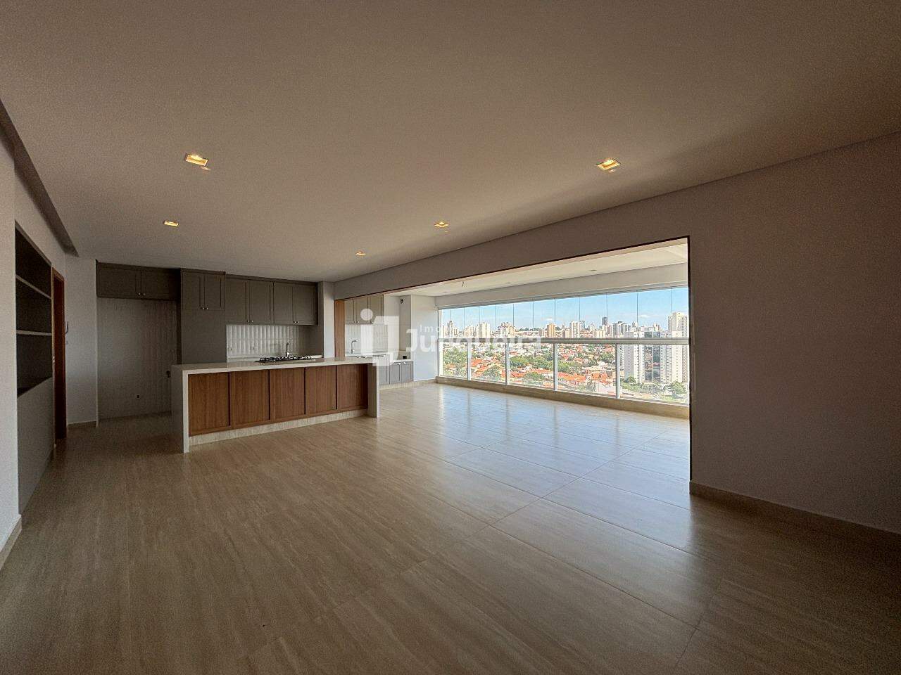 Apartamento à venda no Noemia Petrin, 3 quartos, sendo 3 suítes, 3 vagas, no bairro São Dimas em Piracicaba - SP