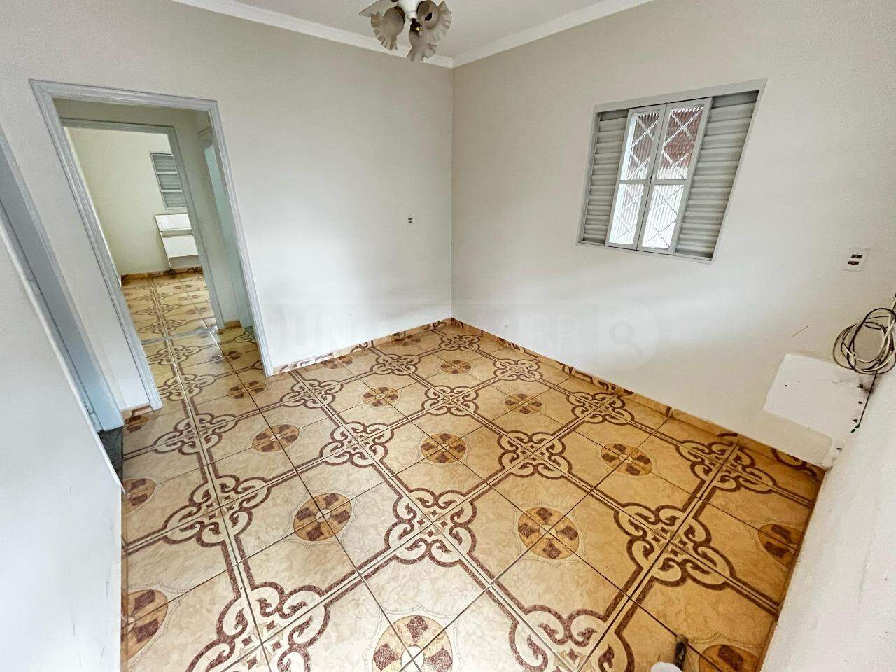 Casa para alugar, 2 quartos, 4 vagas, no bairro Vila Cristina em Piracicaba - SP