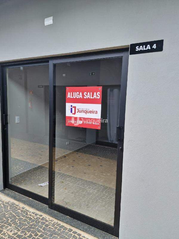 Sala Comercial para alugar, no bairro Santa Terezinha em Piracicaba - SP