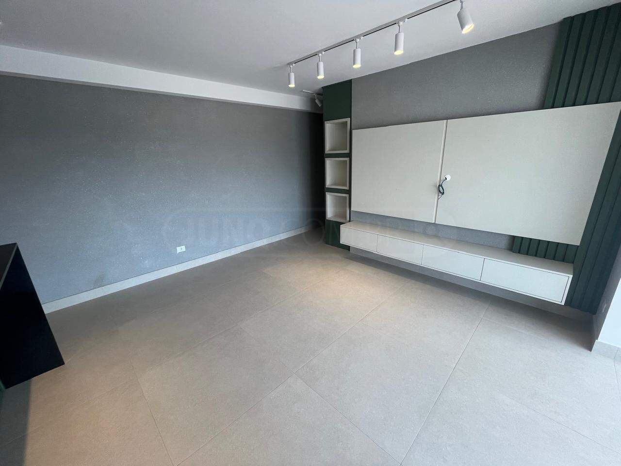 Apartamento para alugar no Visare Condomínio Clube, 3 quartos, sendo 1 suíte, 2 vagas, no bairro Alemães em Piracicaba - SP
