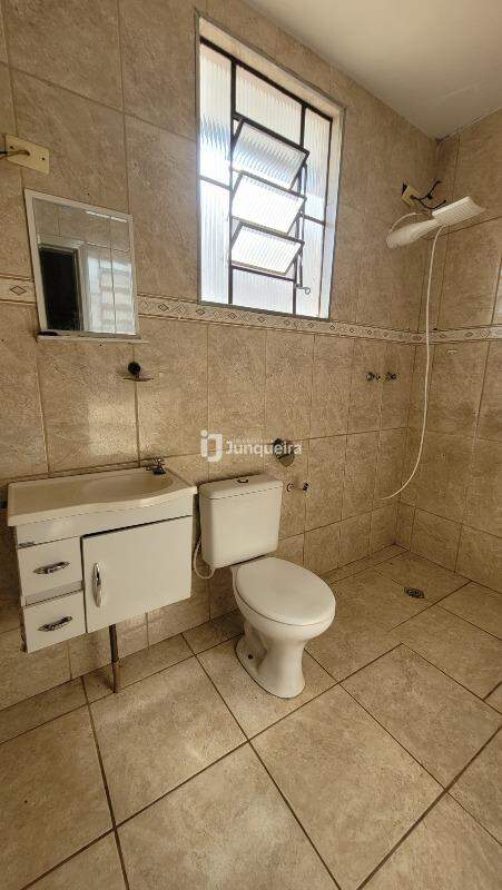 Casa para alugar, 3 quartos, 1 vaga, no bairro Cidade Alta em Piracicaba - SP