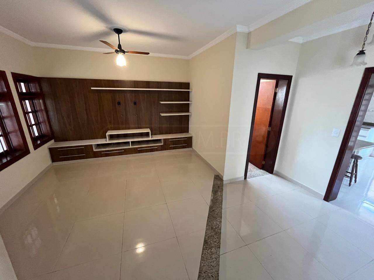 Casa à venda, 3 quartos, sendo 1 suíte, 6 vagas, no bairro Terra Nova em Piracicaba - SP