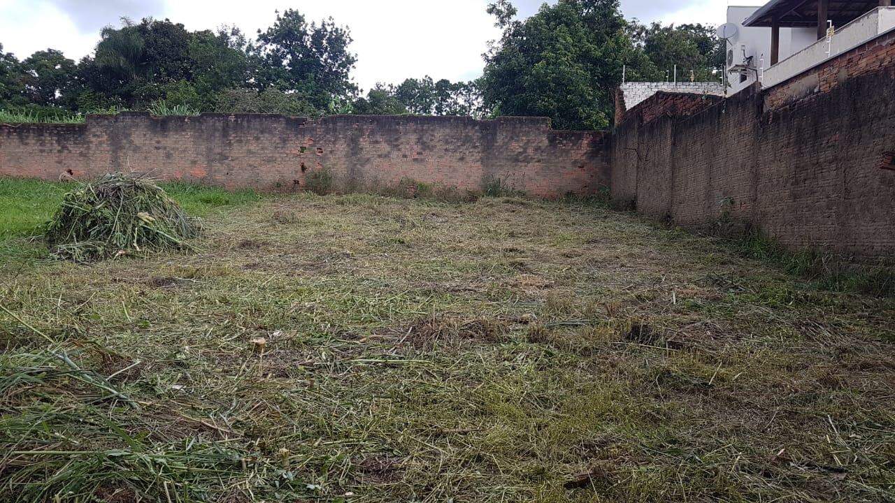 Terreno à venda, no bairro Parque Santa Cecília em Piracicaba - SP
