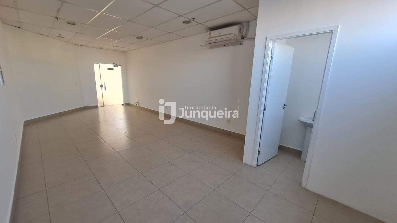 Sala Comercial para alugar, no bairro Vila Monteiro em Piracicaba - SP