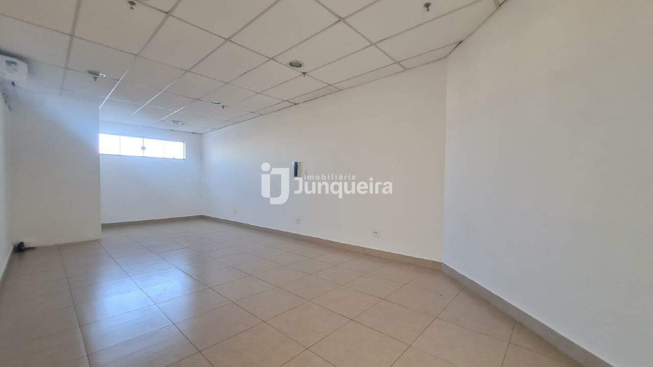 Sala Comercial para alugar, no bairro Vila Monteiro em Piracicaba - SP