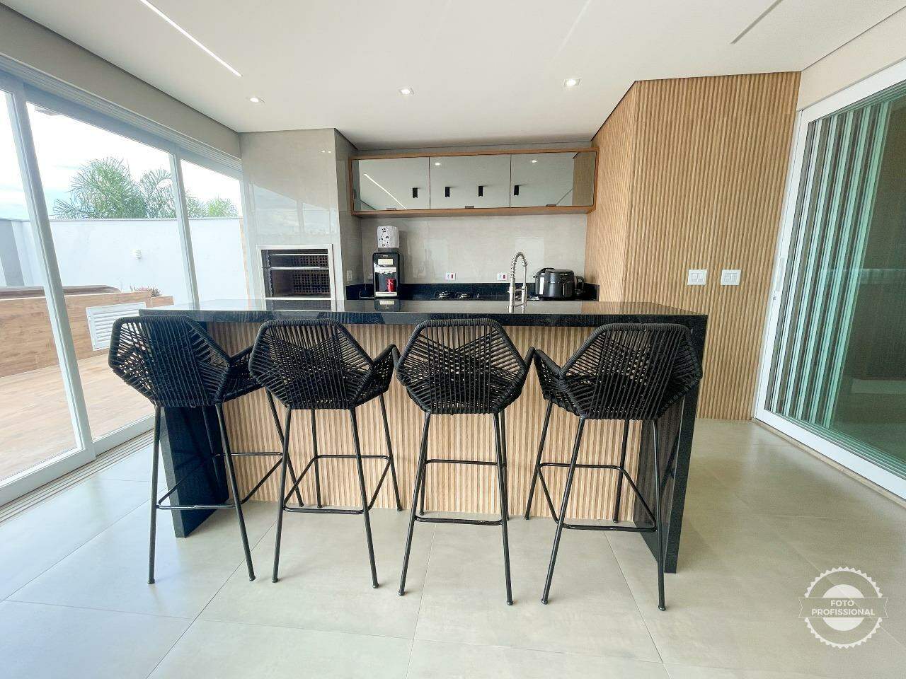 Casa em Condomínio à venda no Damha II , 3 quartos, sendo 3 suítes, 4 vagas, no bairro Parque Residencial Damha II em Piracicaba - SP