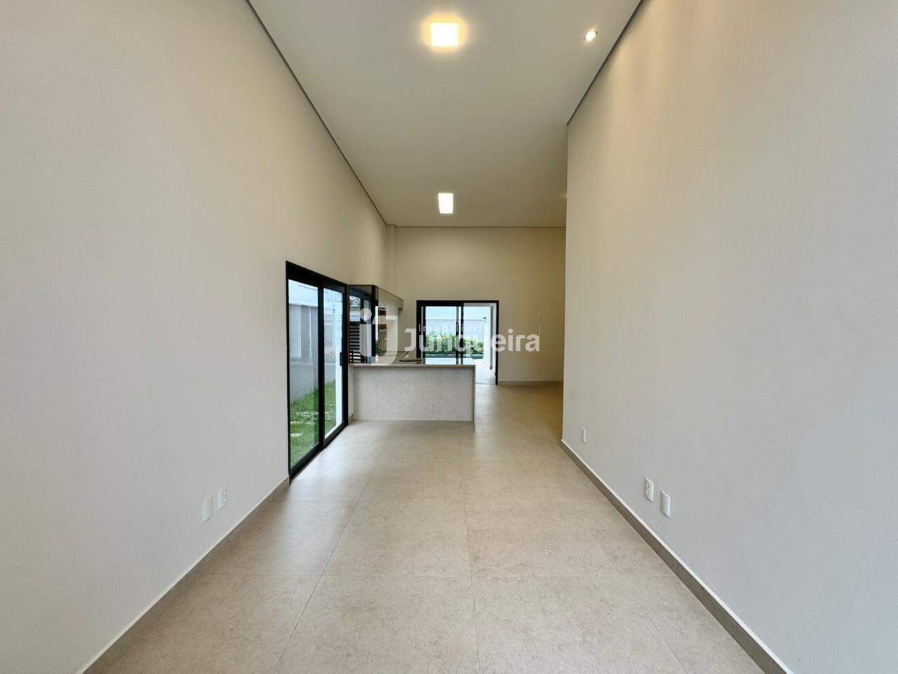 Casa em Condomínio à venda no Villa Bela Vista, 3 quartos, sendo 1 suíte, 4 vagas, no bairro Villa Bela Vista em Piracicaba - SP