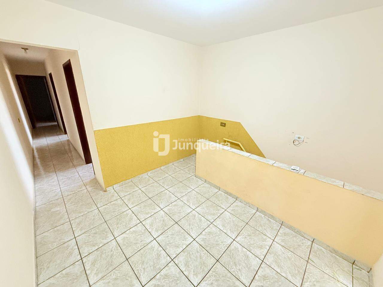 Casa à venda, 3 quartos, sendo 1 suíte, 1 vaga, no bairro Vitório Cezarino em Rio das Pedras - SP