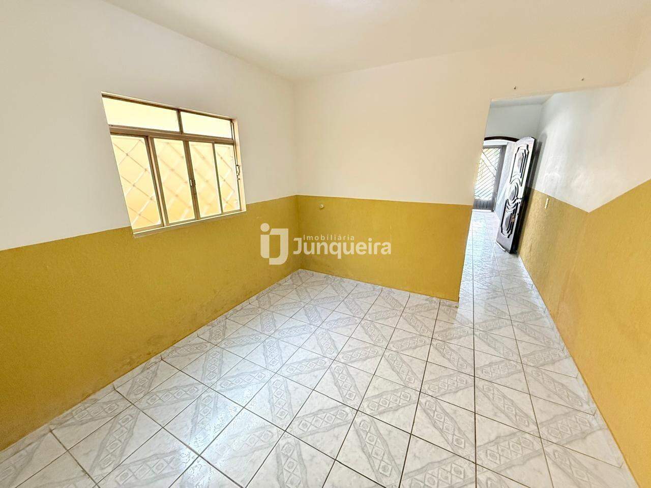Casa à venda, 3 quartos, sendo 1 suíte, 1 vaga, no bairro Vitório Cezarino em Rio das Pedras - SP