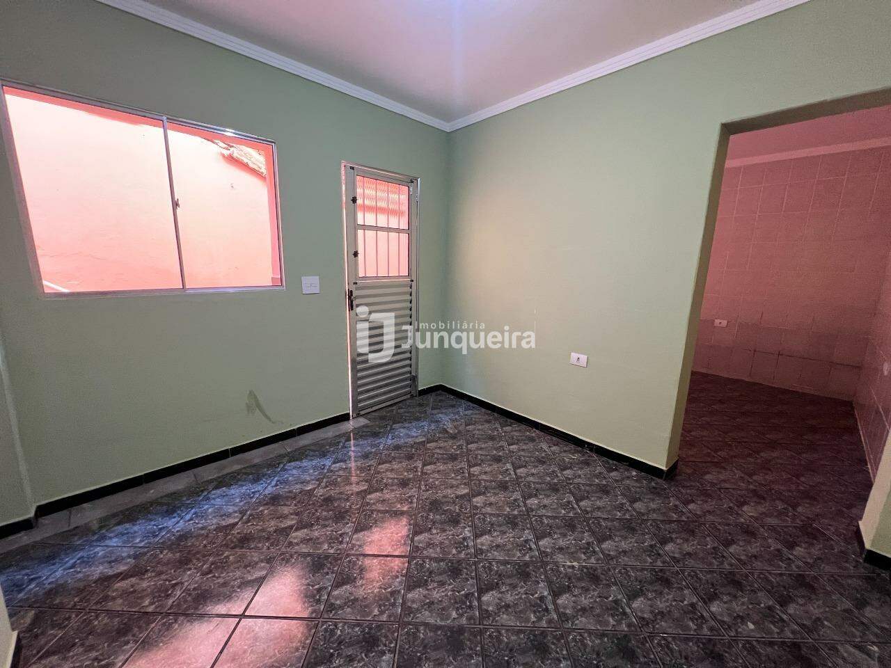 Casa para alugar, 1 quarto, no bairro Santa Rosa em Piracicaba - SP