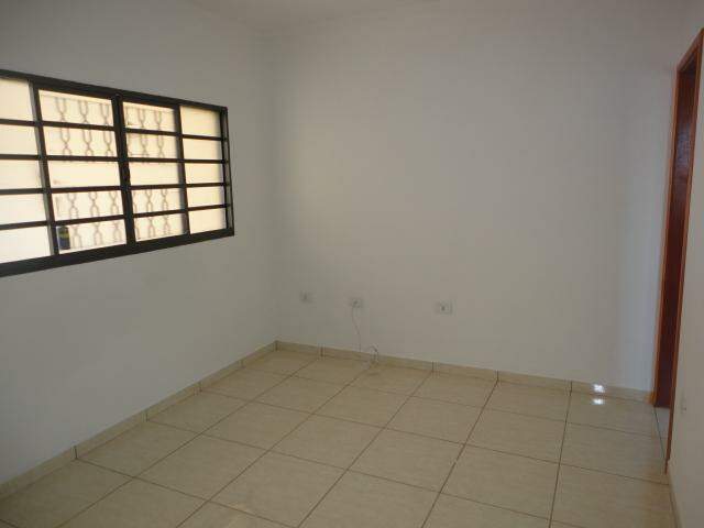 Casa à venda, 3 quartos, sendo 1 suíte, 2 vagas, no bairro Jardim São Carlos em Rio das Pedras - SP