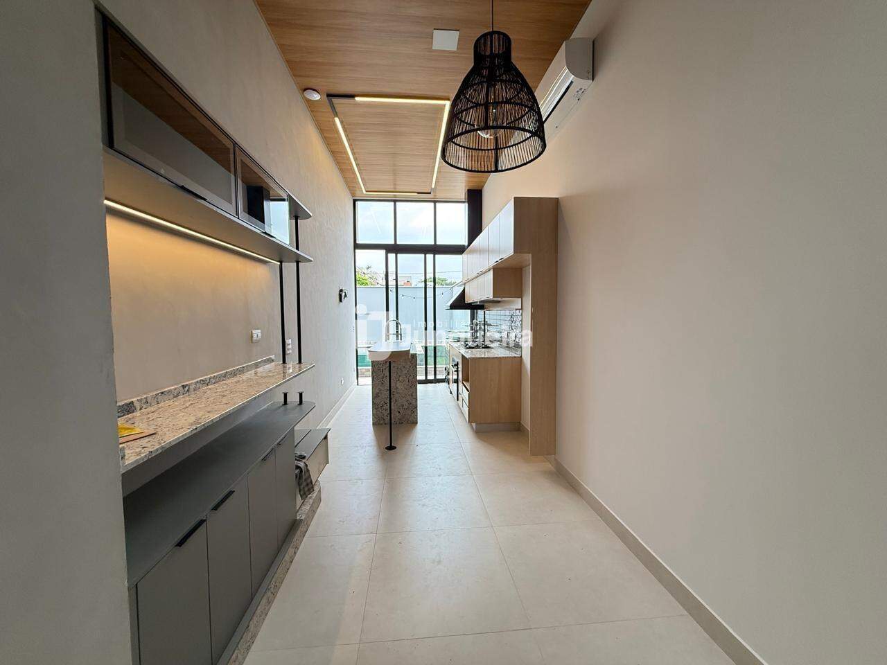 Casa em Condomínio à venda no Mônaco, 3 quartos, sendo 3 suítes, 2 vagas, no bairro Mônaco  em Piracicaba - SP