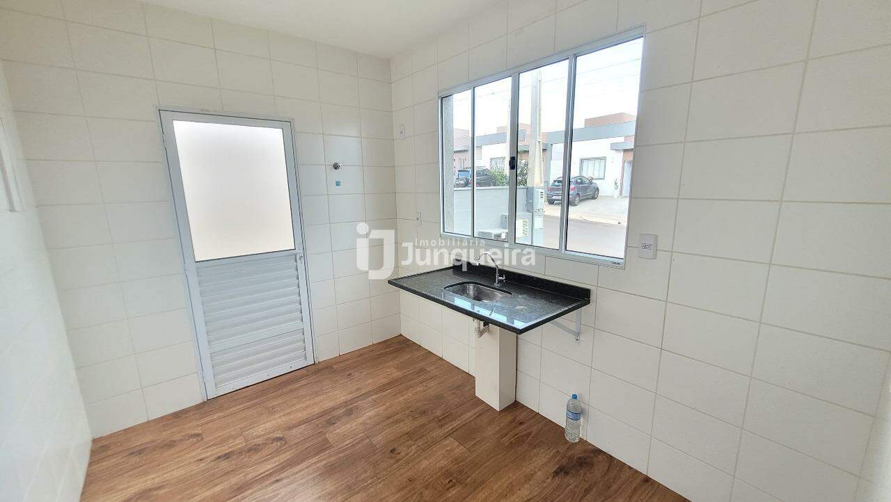 Casa em Condomínio para alugar no Reserva Taquaral I, 2 quartos, sendo 2 suítes, 2 vagas, no bairro Cidade Judiciária em Piracicaba - SP