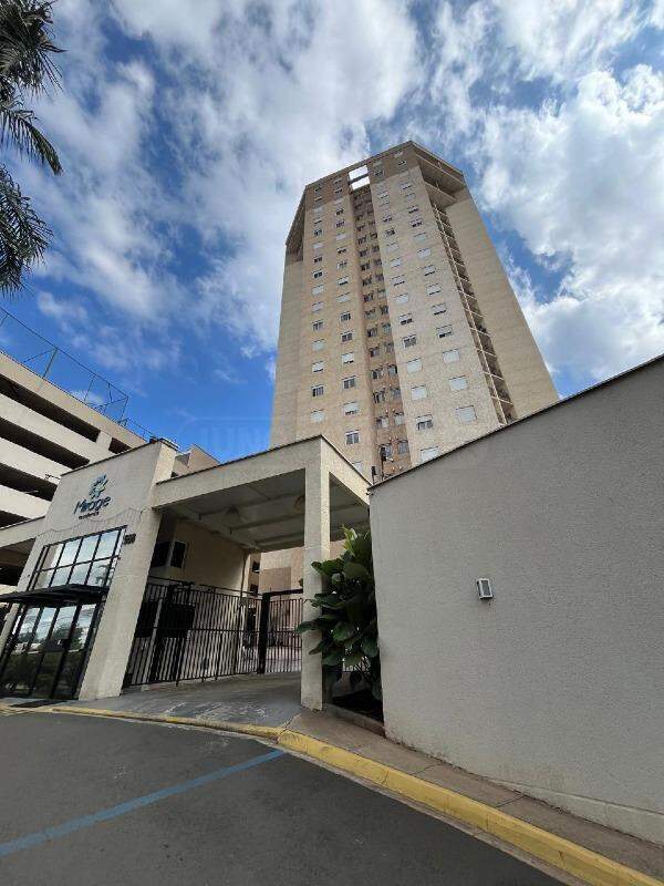 Apartamento para alugar, 2 quartos, sendo 1 suíte, 2 vagas, no bairro Paulista em Piracicaba - SP