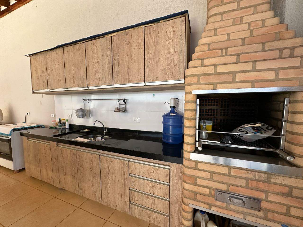 Casa à venda, 3 quartos, sendo 1 suíte, 3 vagas, no bairro Residencial Nova Água Branca II em Piracicaba - SP