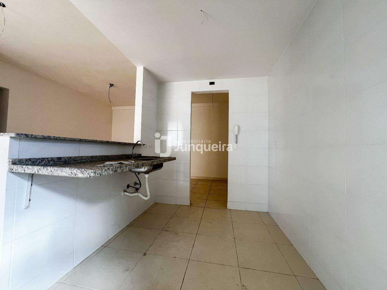 Apartamento à venda no Residencial Estação Paulista, 3 quartos, sendo 1 suíte, 2 vagas, no bairro Paulista em Piracicaba - SP