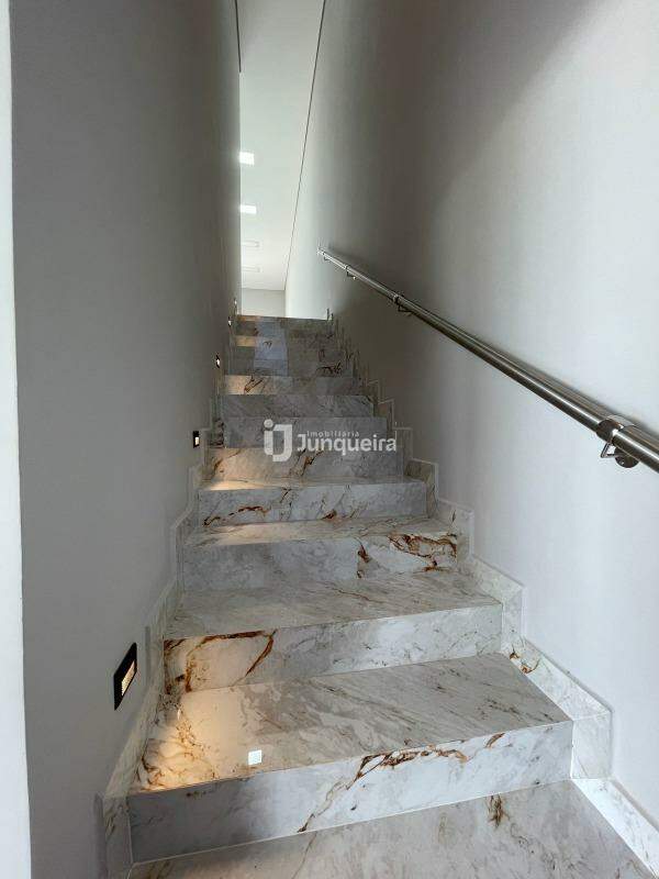 Casa em Condomínio à venda no Canadá Residencial, 3 quartos, sendo 1 suíte, 2 vagas, no bairro Jardim São Francisco (Ondas) em Piracicaba - SP