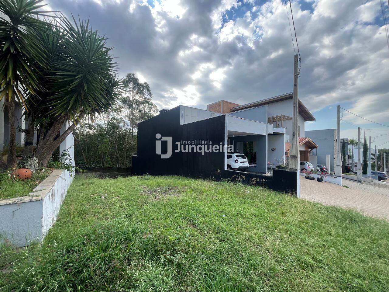 Terreno em Condomínio à venda no Reserva das Paineiras, no bairro Reserva das Paineiras em Piracicaba - SP