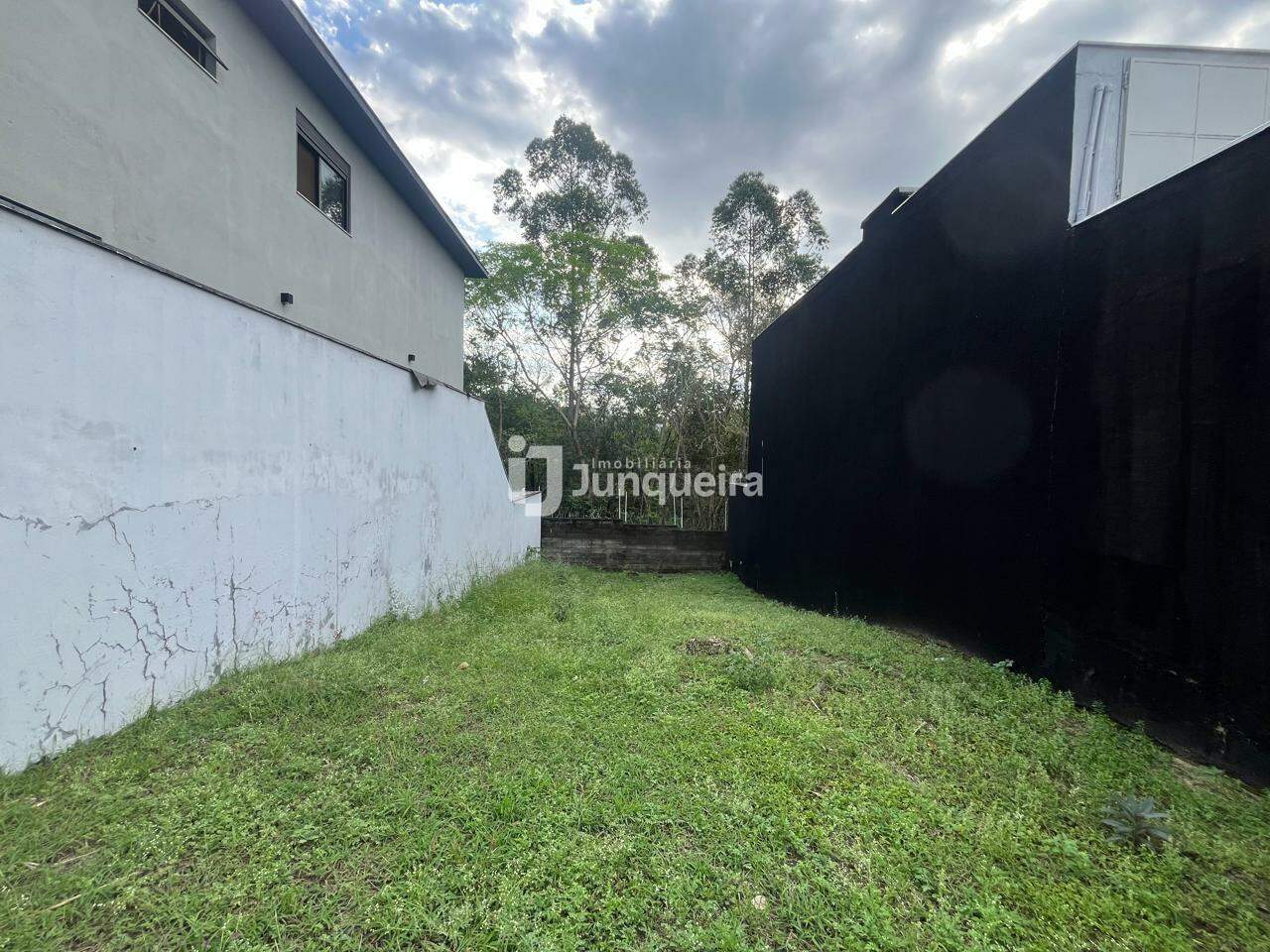 Terreno em Condomínio à venda no Reserva das Paineiras, no bairro Reserva das Paineiras em Piracicaba - SP