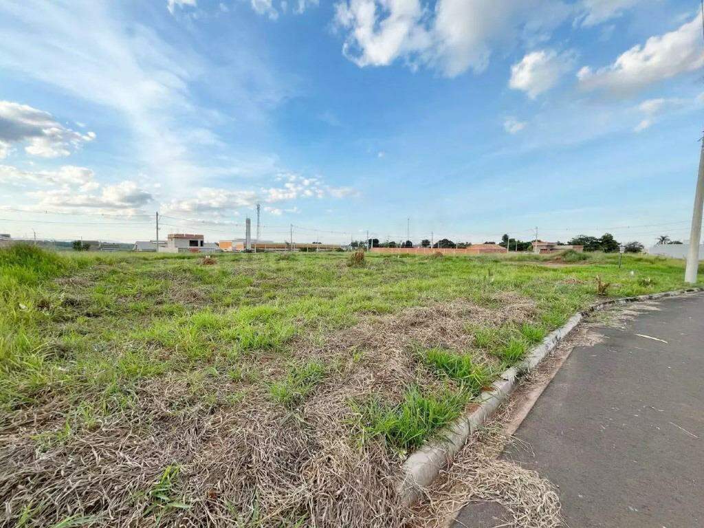 Terreno à venda, no bairro Conquista em Piracicaba - SP