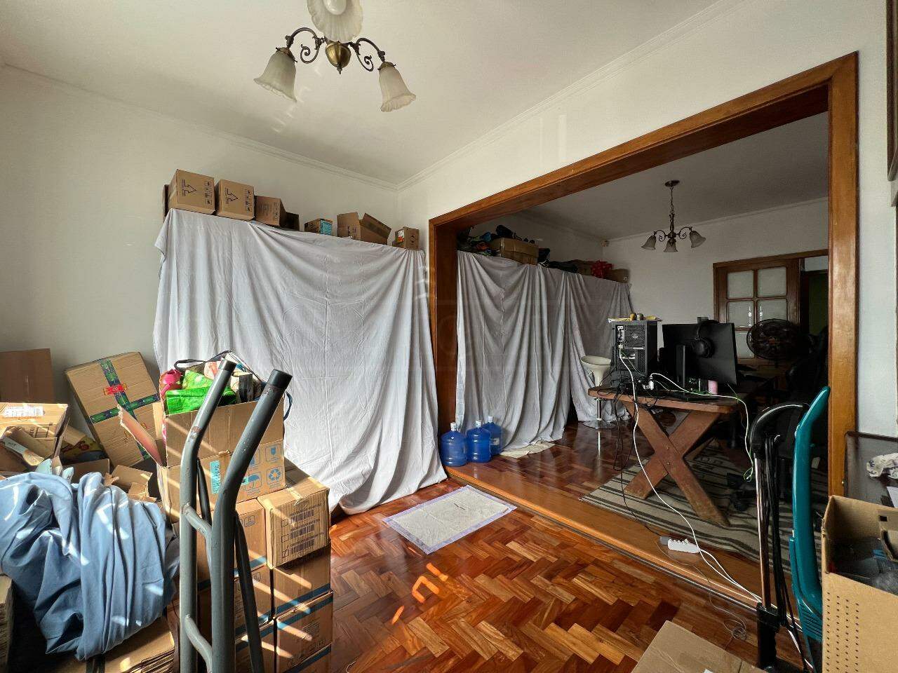 Casa à venda, 2 quartos, sendo 1 suíte, 2 vagas, no bairro Nova América em Piracicaba - SP