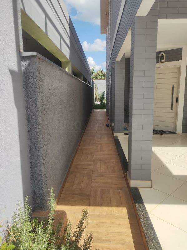 Casa à venda, 2 quartos, sendo 2 suítes, 2 vagas, no bairro Nossa Senhora Aparecida I em Saltinho - SP
