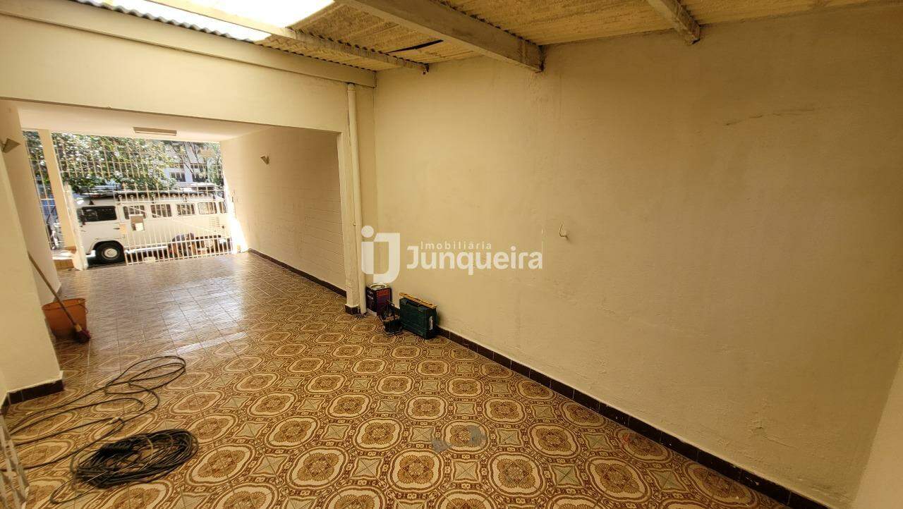 Casa para alugar, 3 quartos, 2 vagas, no bairro Paulista em Piracicaba - SP